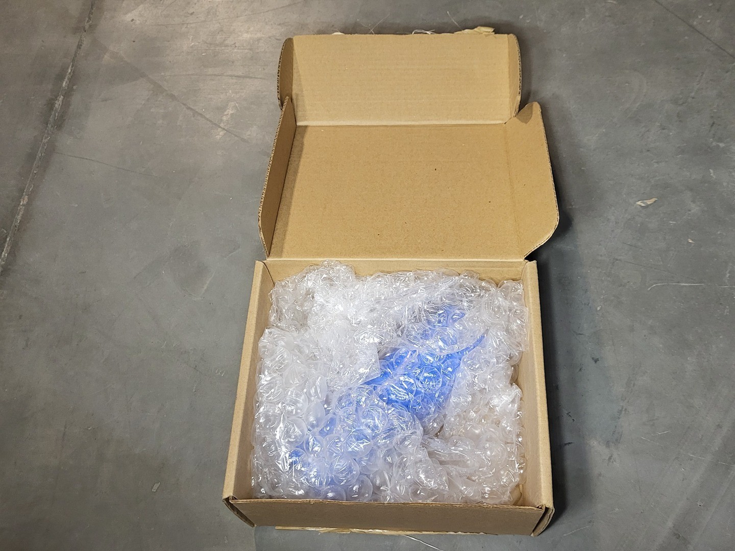 SURPLUS NEW 2012 CORNELL-DUBILIER 21509-601-02 6000 uF Capacitor – Electrical