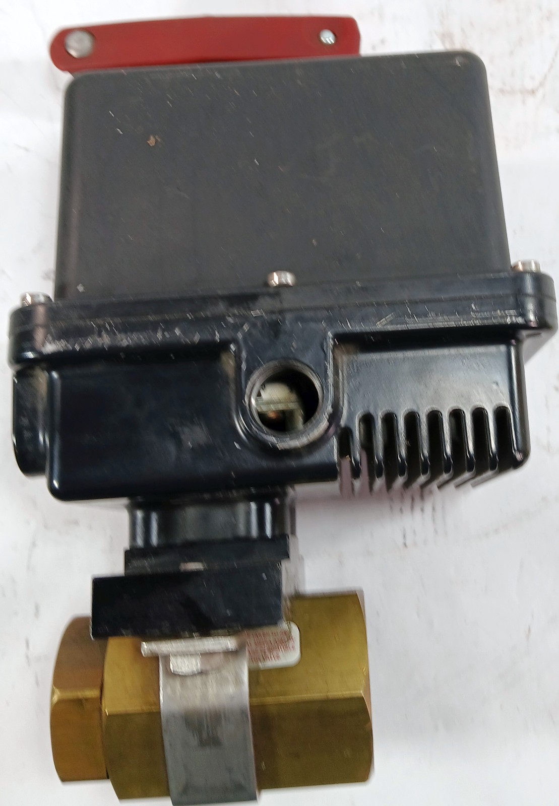 1 USED GEMINI VALVE 630 ELECTRIC ACTUATOR W/ BRASS BALL VALVE ***MAKE OFFER***