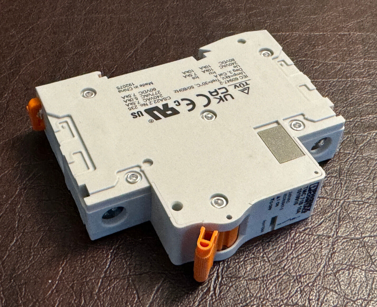 Phoenix Contact 1019916 TMC 71B 10A Thermomagnetic Circuit Breaker DIN Rail 35mm