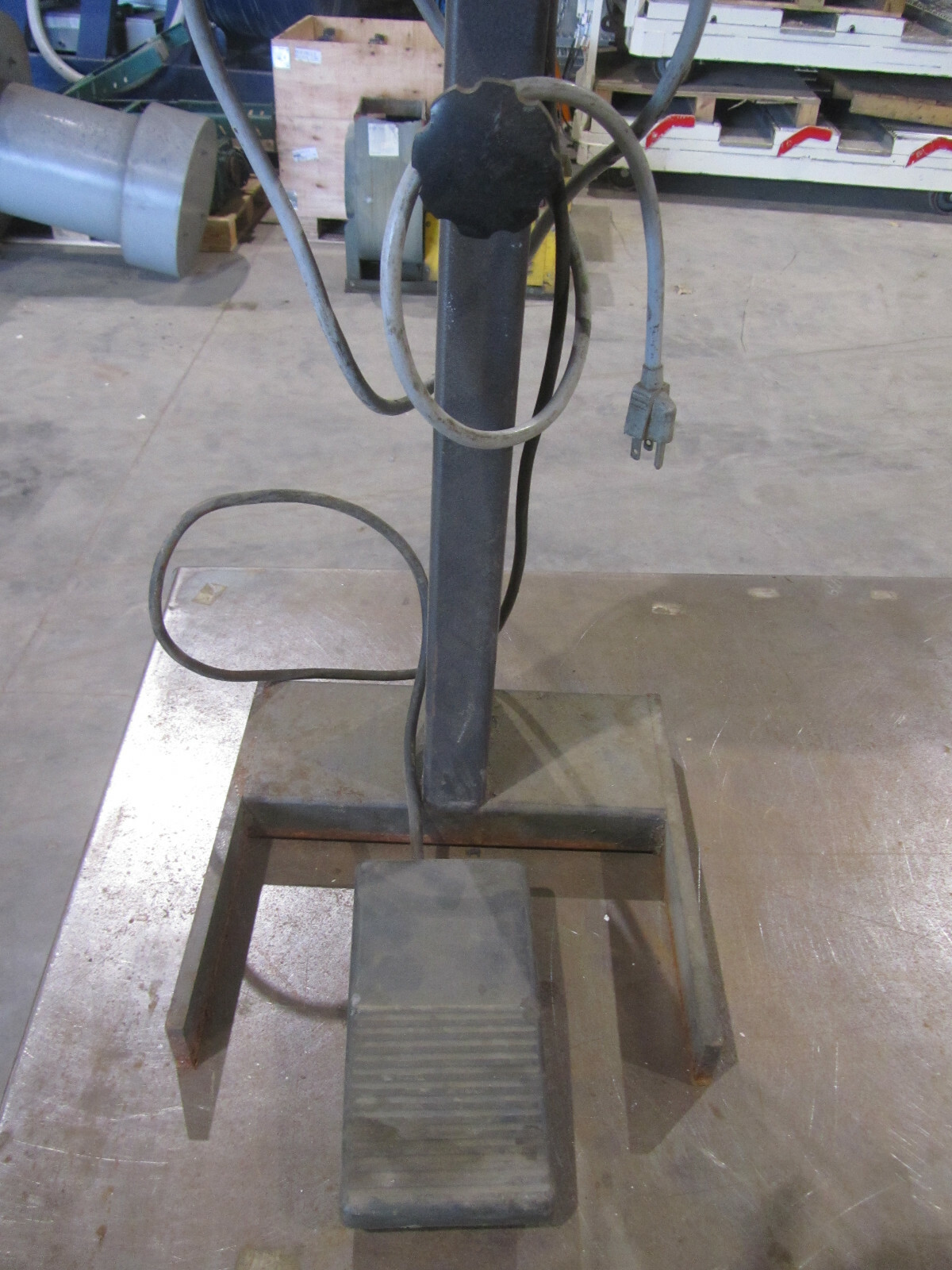 MARQUARDT MICHAEL ELECTRIC STAPLER, FOOT OPERATED
