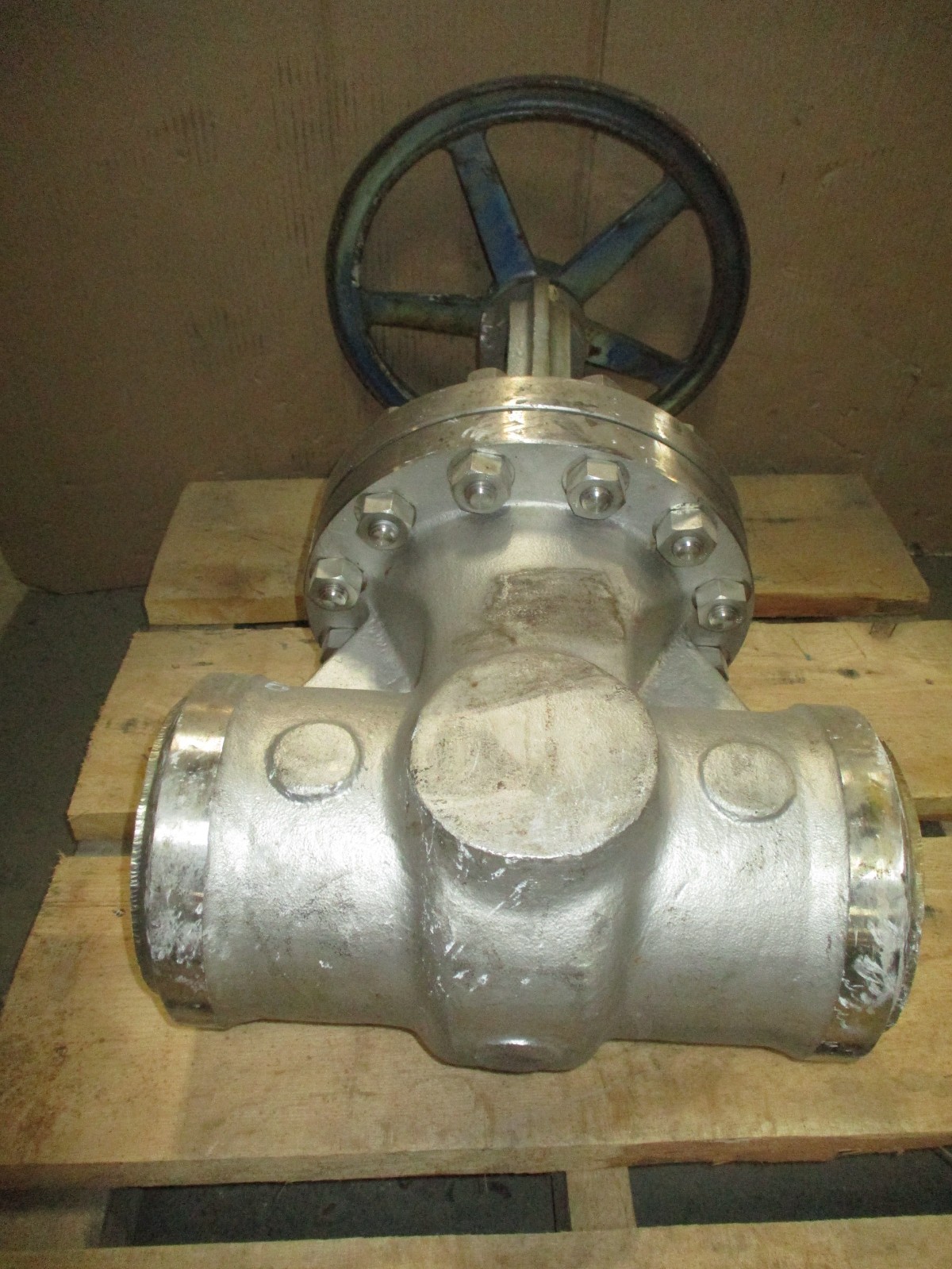 New Open Box WM Powell FIG 2467 Body Disk CF8M B16.34 CL.300 SS Valve 53423NADC