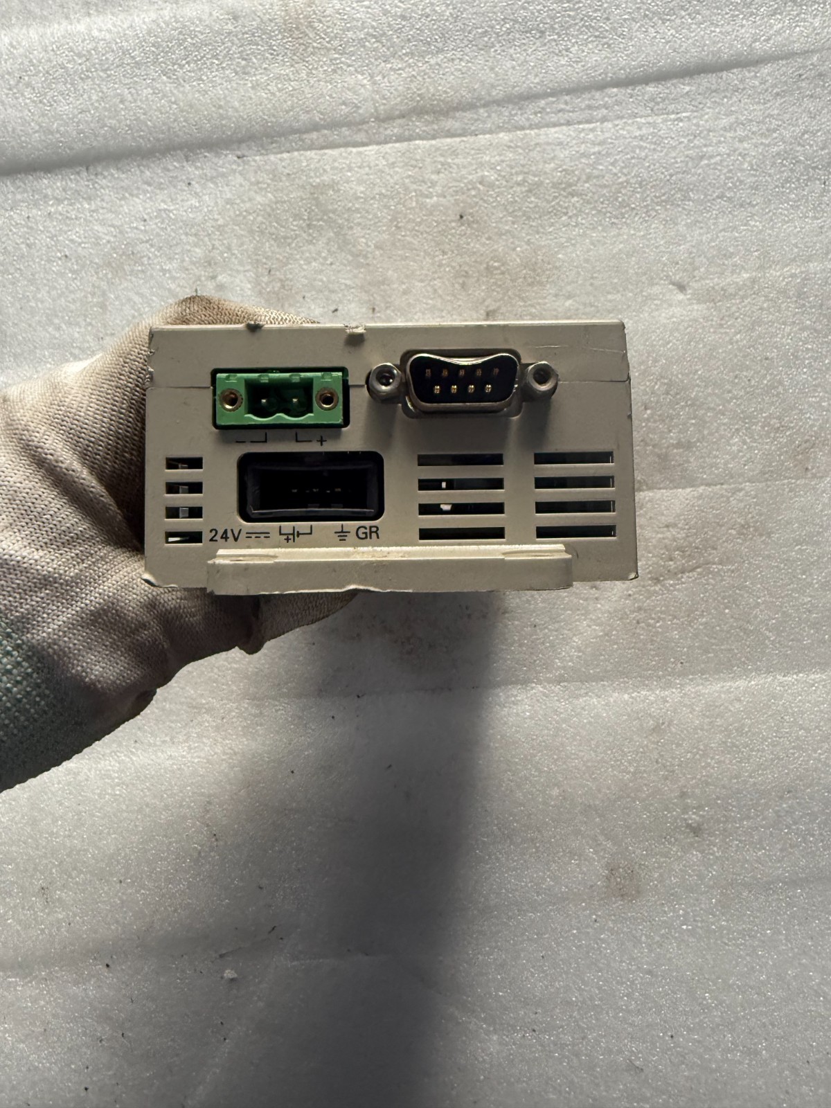 OMRON V640-HAM11-V4 AMPLIFIER UNIT
