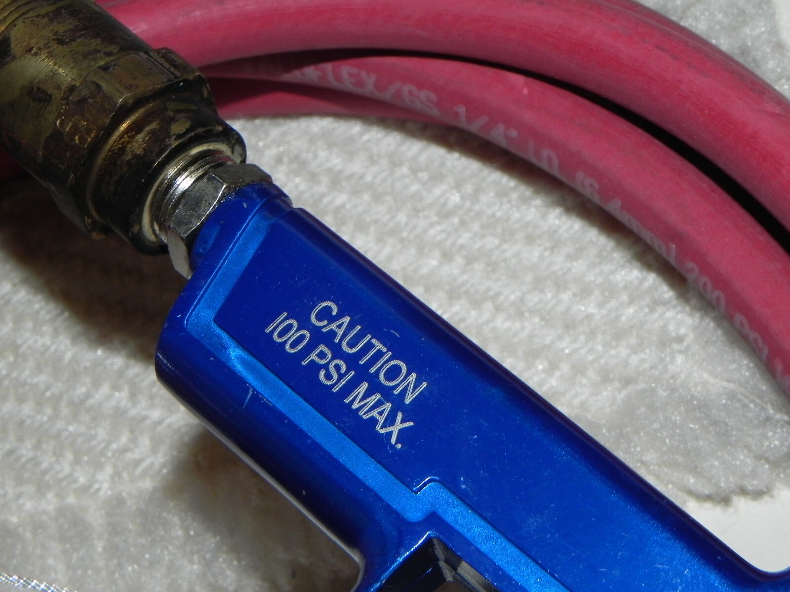 Valuflex GS 1/4″ Hose Hypro 30 PSI Gauge/Mastercraft Air gun/Parker 14R012FC=300