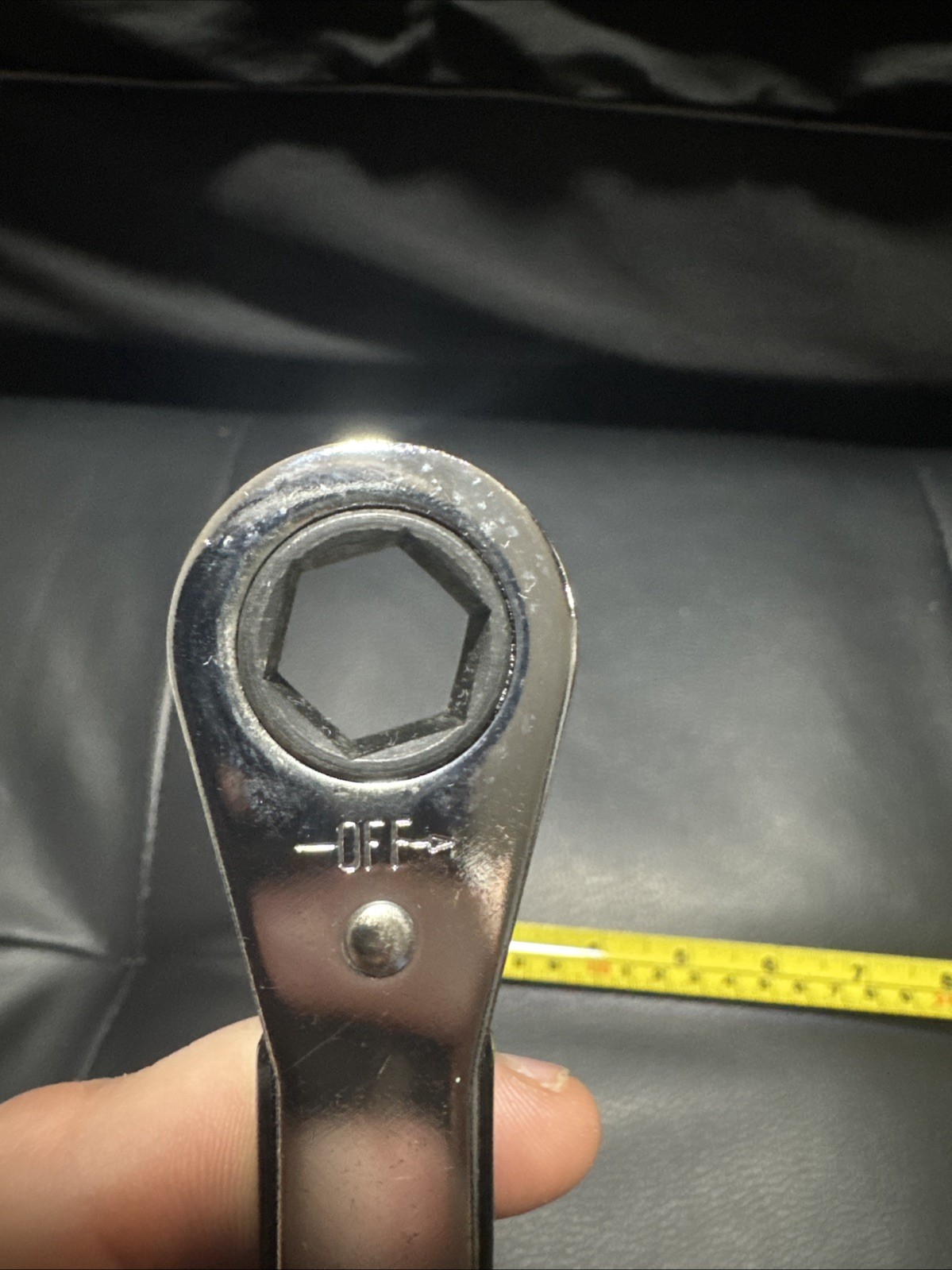 Klein Tools 68202 Ratcheting Box Wrench 1/2 in. x 9/16 in. 12-Point