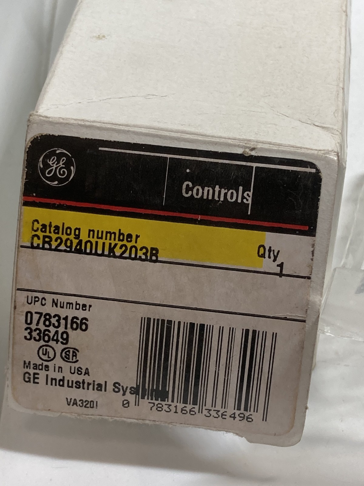GE CR2940UK203B PUSHBUTTON BLACK 2NO/2NC 600VAC NIB