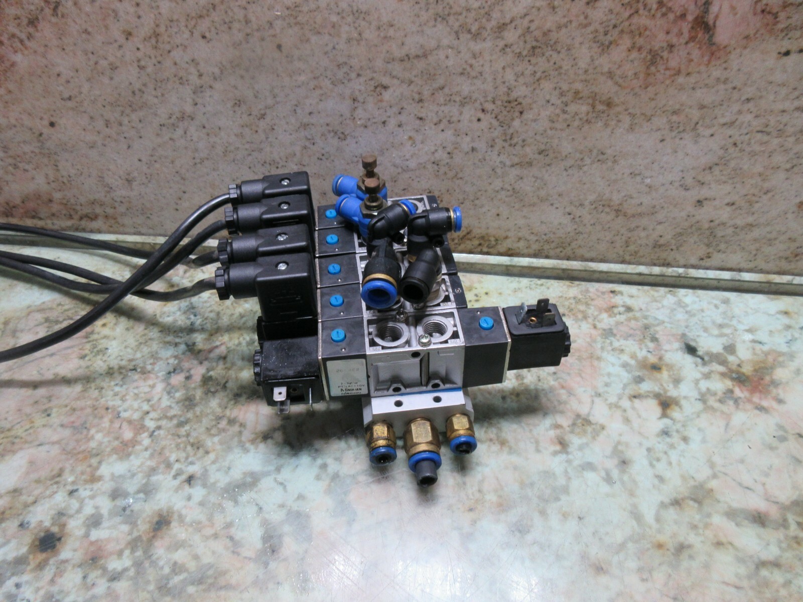 NISCON MINDMAN VALVE 2604E2 PT 1/4 AC110V SOLENOID 260-4E1 YANG S-600 CNC MILL