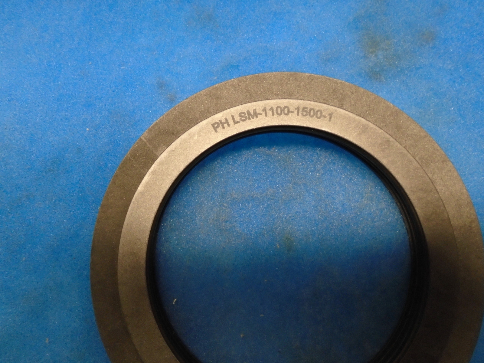 PARKER PROTECH BEARING ISOLATOR PH LSM-1100-1500-1-3 1YR WARRANTY