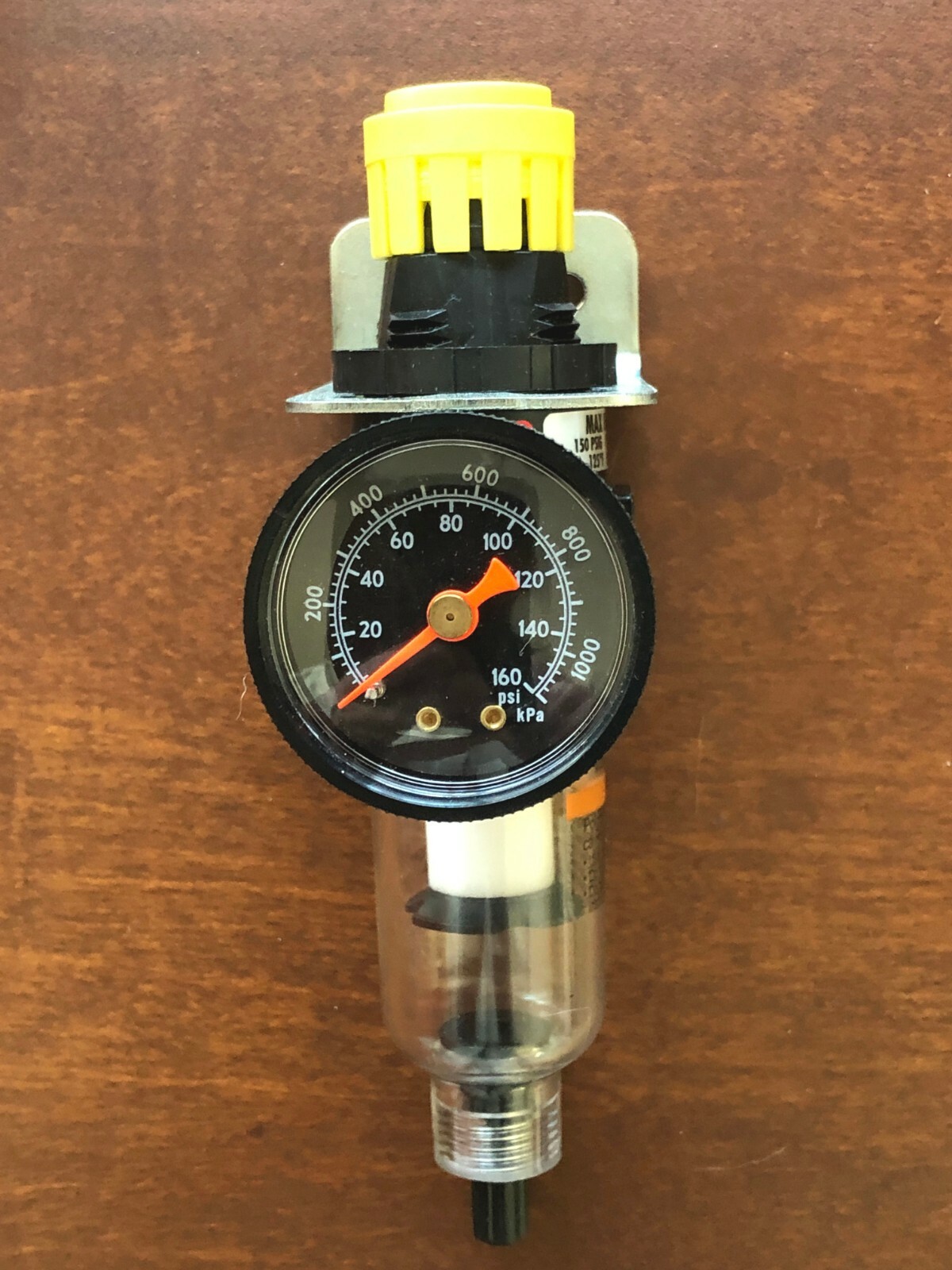 New Old Stock SPEEDAIRE 5Z415A Filter/Regulator