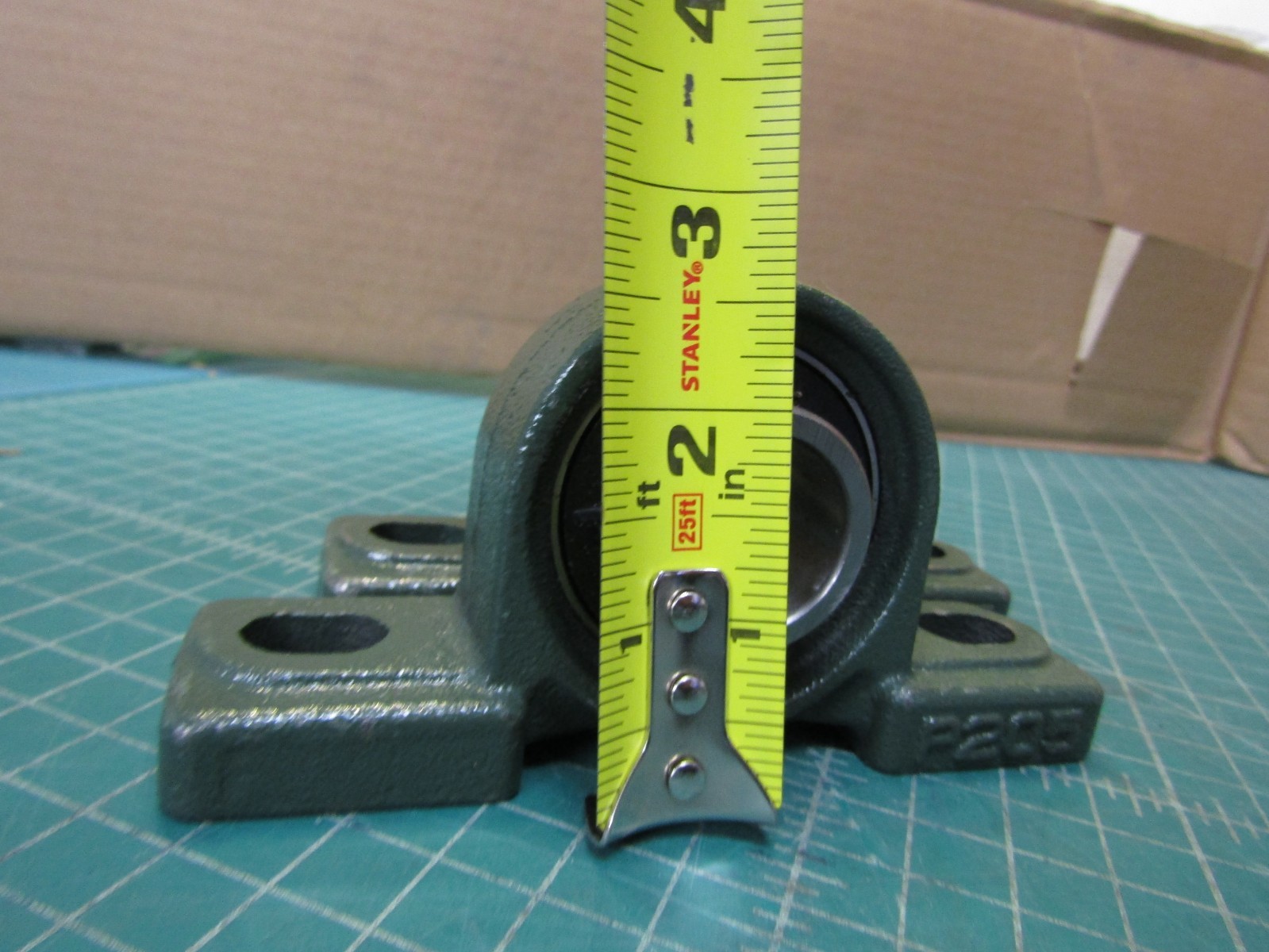 2 – NEW P205 2 Bolt Pillow Block 1” Shaft size W/ Bearing. Unbranded – Out of th
