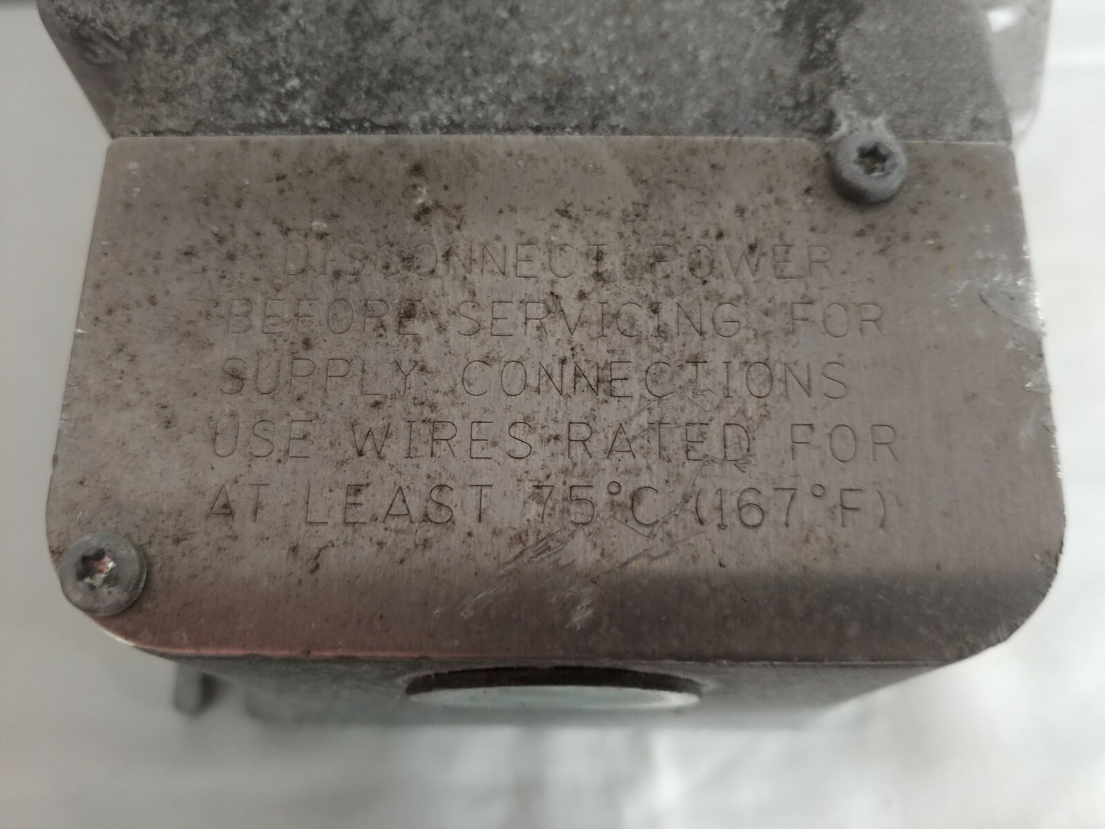 Honeywell MS4209F 1007 Two Position Direct Coupled Actuator 120vac 60hz 0.25a