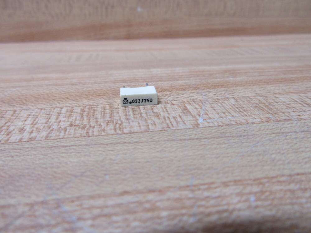 EPCOS 022J250 Capacitor (Pack of 11)