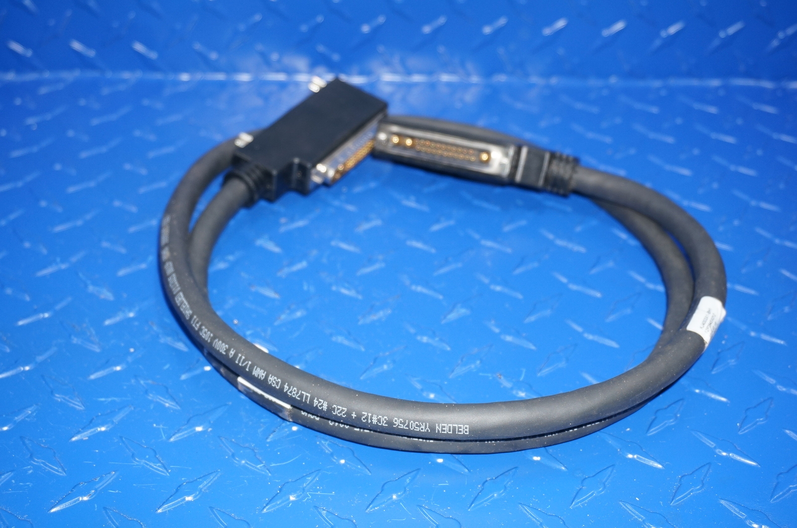 EMERSON DELTAV KJ4003X1-BH1 VERTICAL EXTENDER CABLE 1.1m 43″ KJ4003X1BH1 12P3945