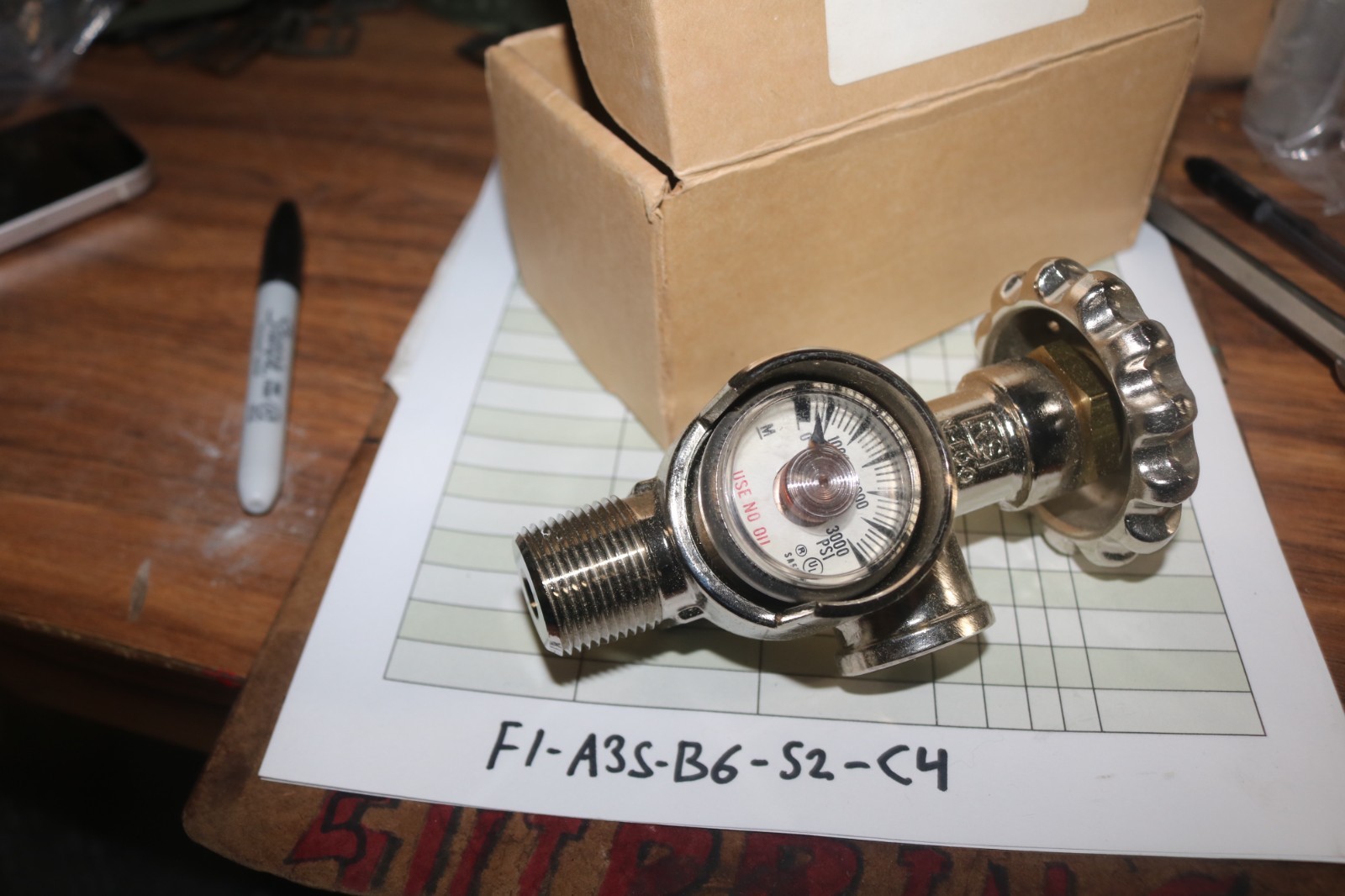 NOS 3000 PSI nitrogen valve with gauge RS N-100 2233AX 4820-01-244-2380