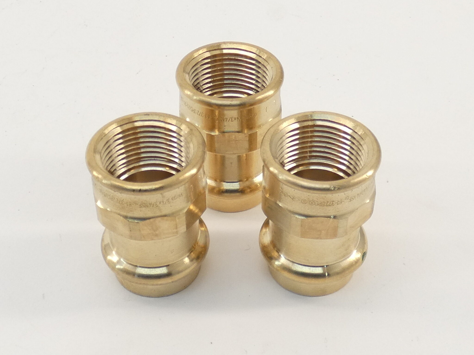 *Lot of 6* Viega 3/4″x 3/4″ Threaded Fitting – NEW Surplus!