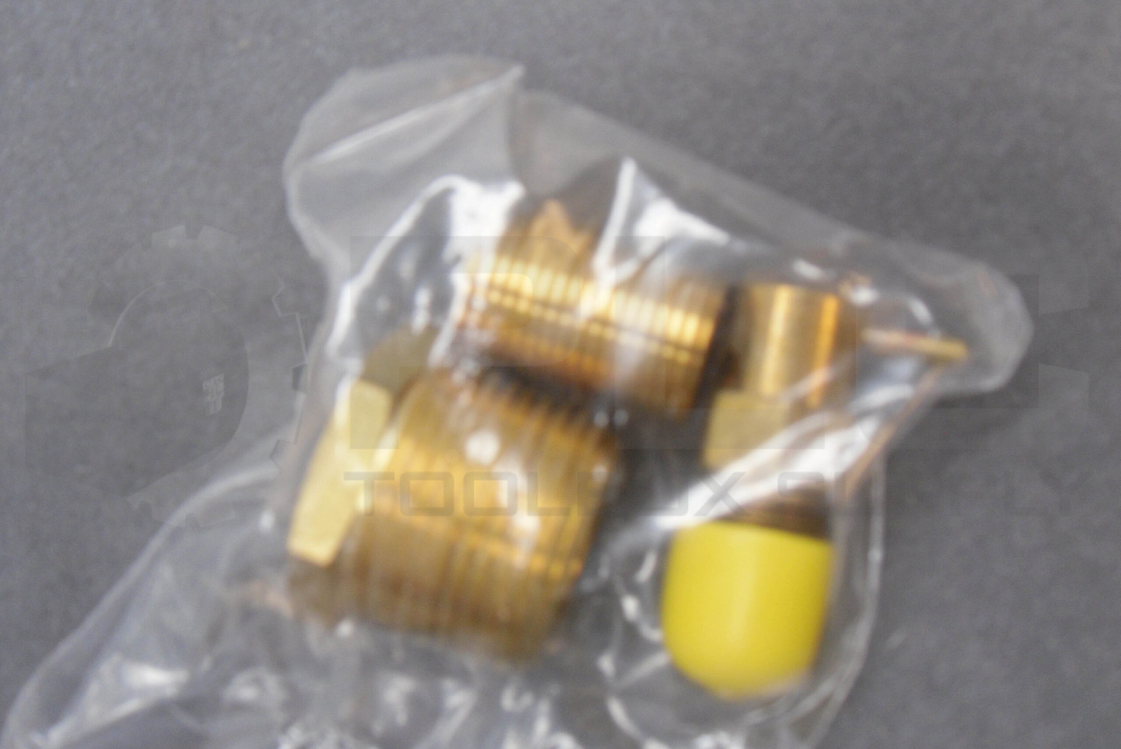 NEW ESCO SPOSG3X375 SINGLE-PIECE OIL SIGHT GLASS 3OZ X 3/8″ NPT