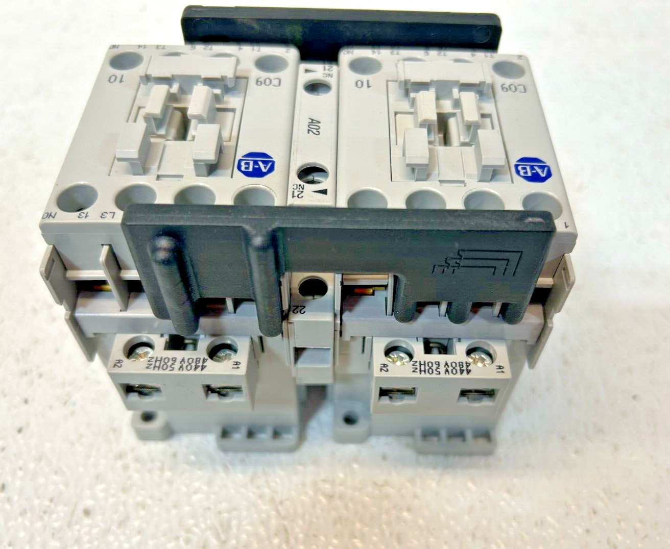 Allen-Bradley 104-C09B22 SER B Reversing Contactor 100-C09*10 SER A