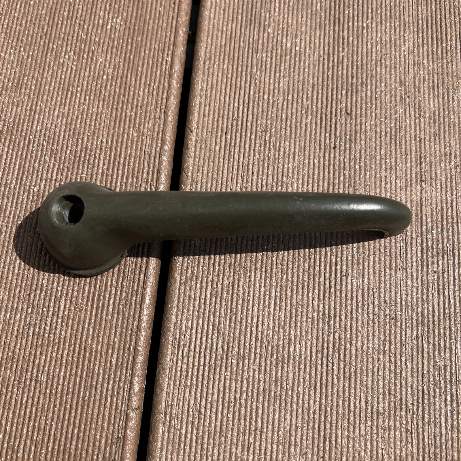 INSIDE DOOR HANDLE M939 / M809 SERIES, M35 M SERIES MILITARY TRUCKS 7975609 NOS
