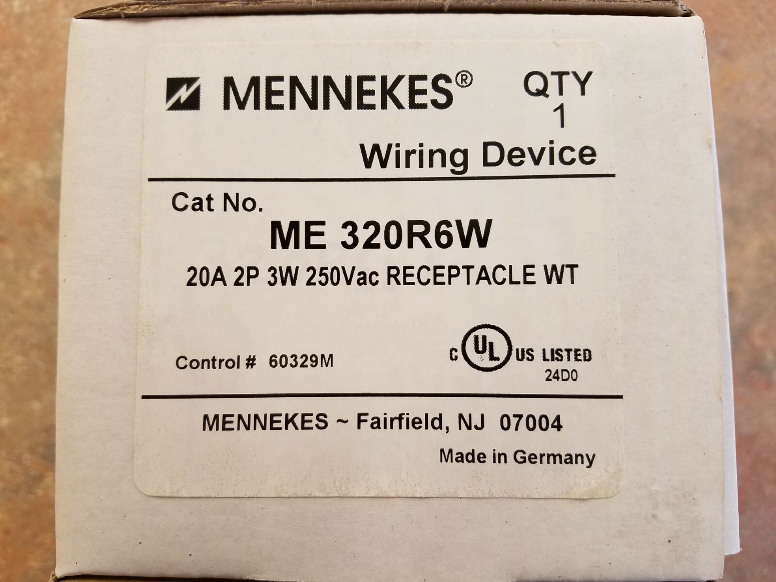 ME 320R6W Mennekes Watertight Receptacle 20AMP 2P 3W 250VAC NEW