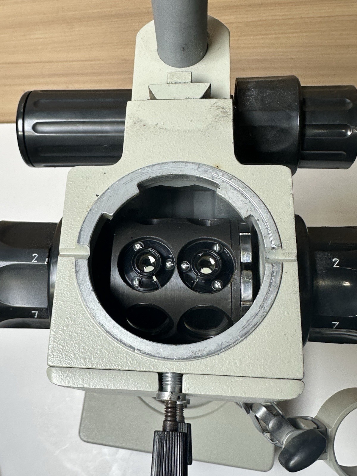 LOMO MBC-10 Microscope (UNTESTED PLEASE SEE PICTURES)