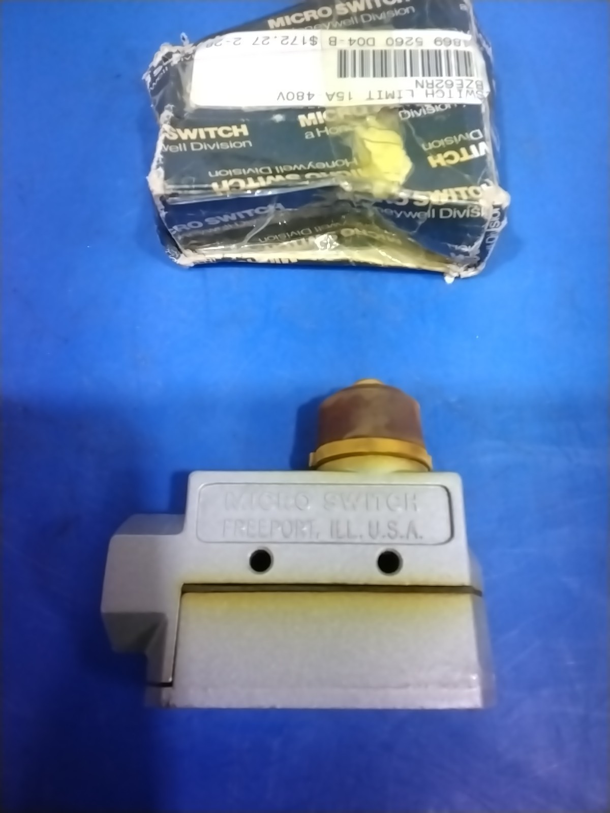 Micro Switch BZE6-2RN Limit Switch BZE62RN