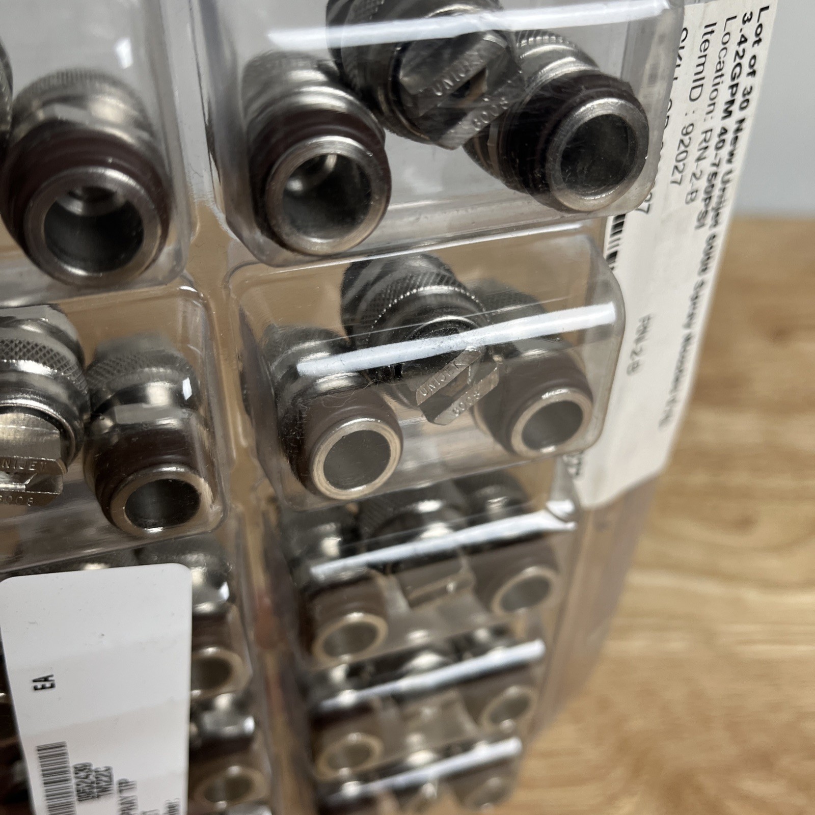 30 Unijet 6008 60 Deg. Spray Nozzles 0.79–3.42 GPM 40–750 PSI – Stainless Steel