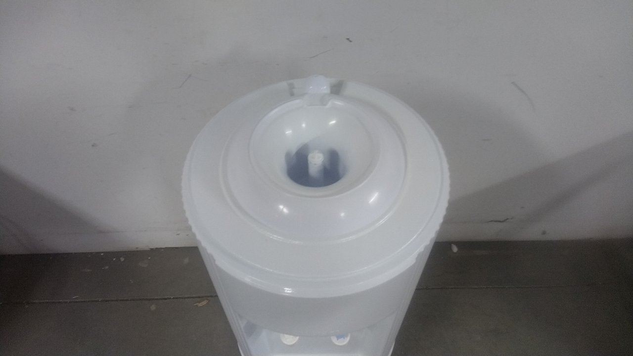 Oasis B1RRK 115VAC White Freestanding Bottled Water Dispenser