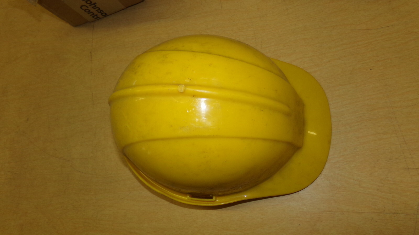 Sellstrom 690 Sell Gard Hard Hat *FREE SHIPPING*