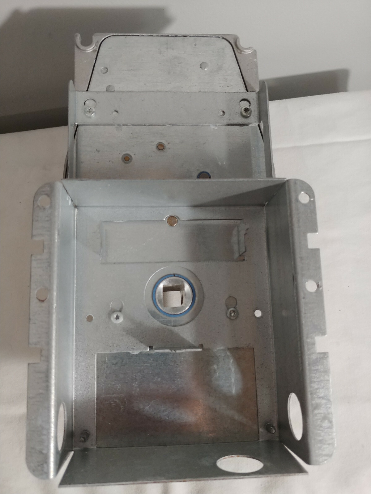 Honeywell MS4209F 1007 Two Position Direct Coupled Actuator 120vac 60hz 0.25a