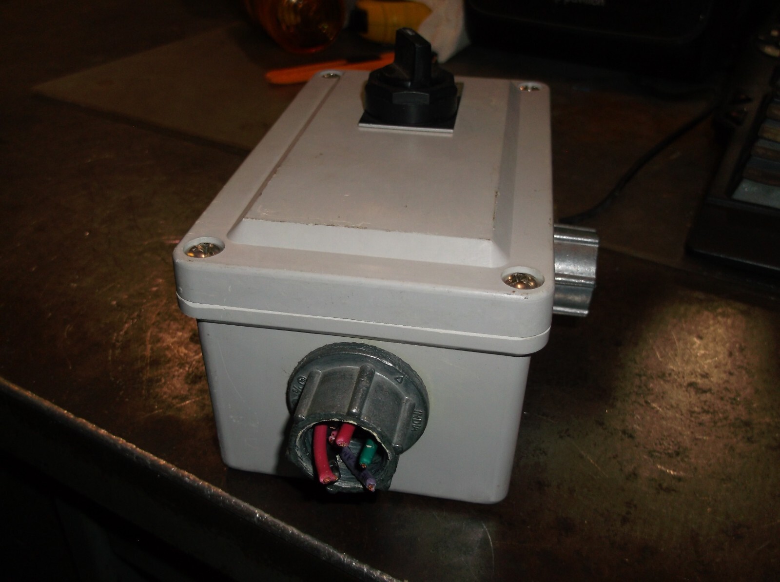 HAWS 9001 ALARM ENCLOSURE 120 VAC 60HZ 0.29A (321-1)