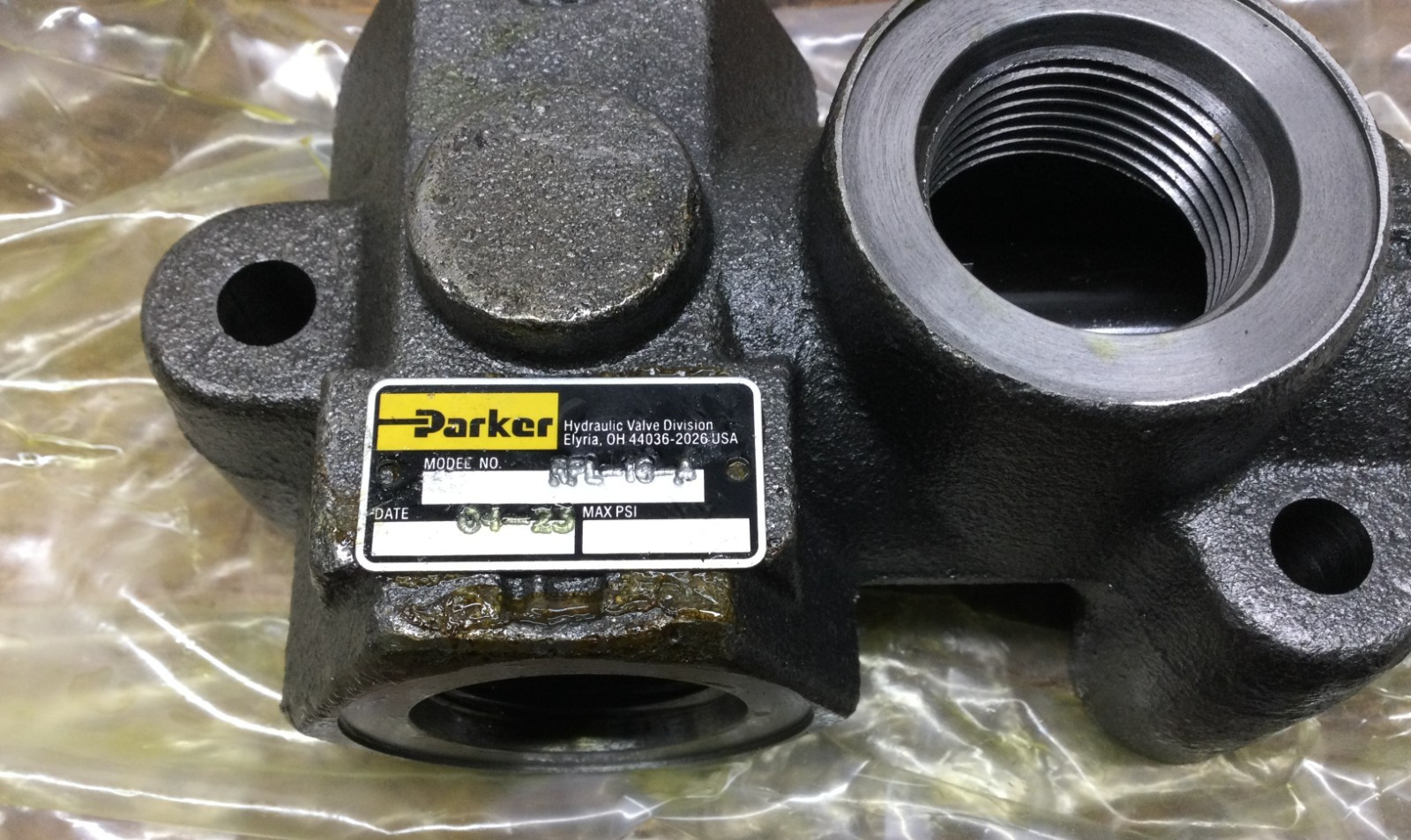 Terex 9102908 VALVE RELIEF HVD