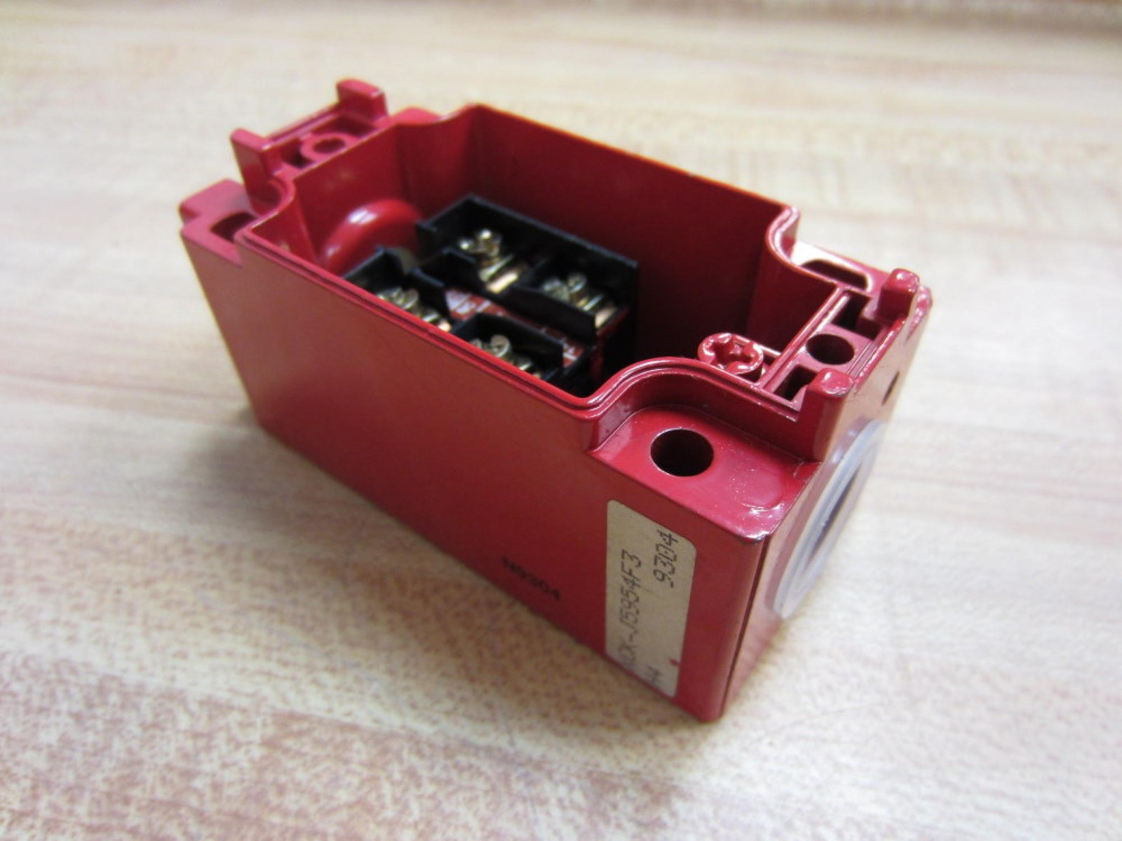 Telemecanique XCK-J5954F3H4 Switch XCKJ5954F3H4 Missing Cover
