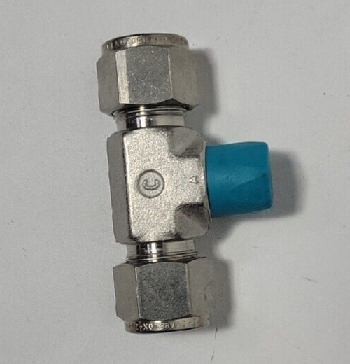 Swagelok SS-810-3TTM Male Branch Tee Fitting 1/2 OD x 1/2 OD x 3/8 Male NPT