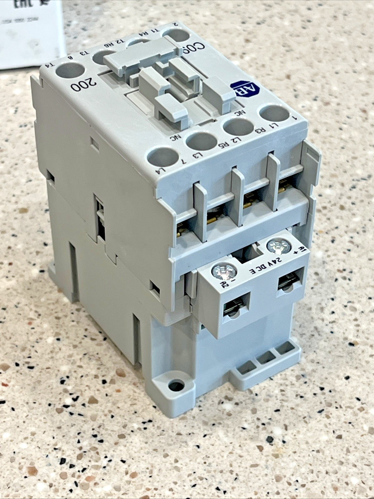 Allen-Bradley 100-C09EJ200 Ser A Contactor 100-C09E*200 *US SELLER* NEW