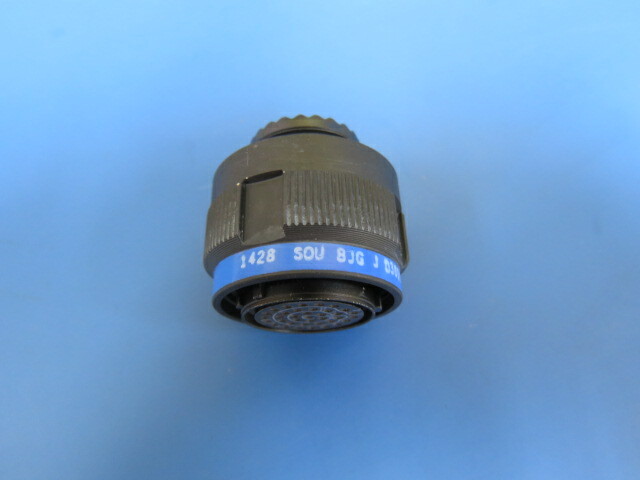 SOURIAU D38999/26ZD35SN Qty of 1 per Lot 37 Position Circular Connector Plug