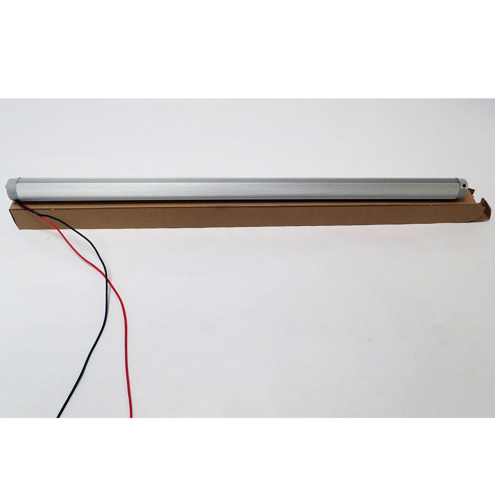 24 PCS 24″ NIB LED TUBES T8 4100-4400K 24 Vdc OFF-GRID SOLAR WIND GENERATION PV