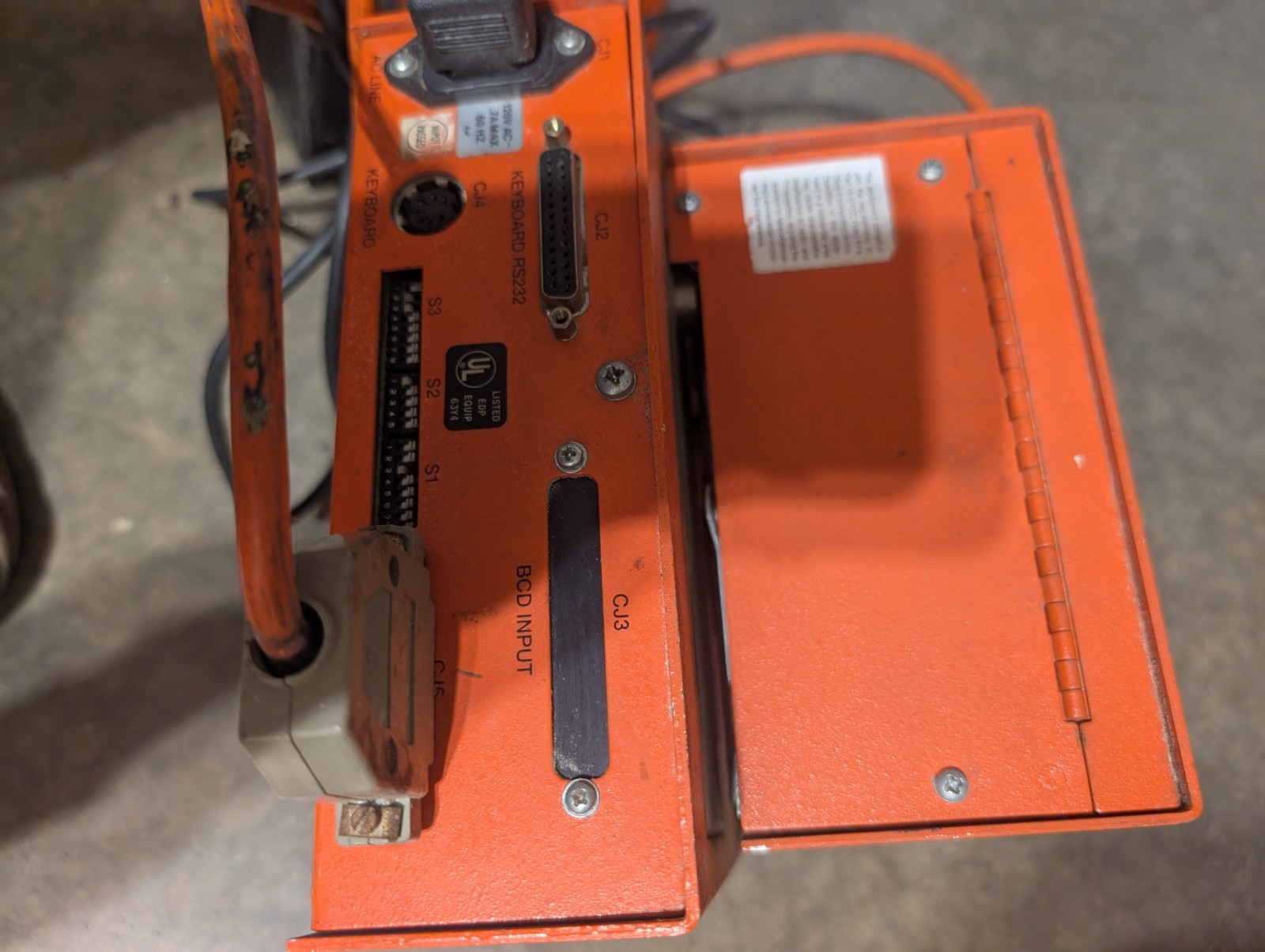 EATON UMC555AAAC-31 With RICE LAKE SP2000 / SP2000 (USED) Scale Display/Printer