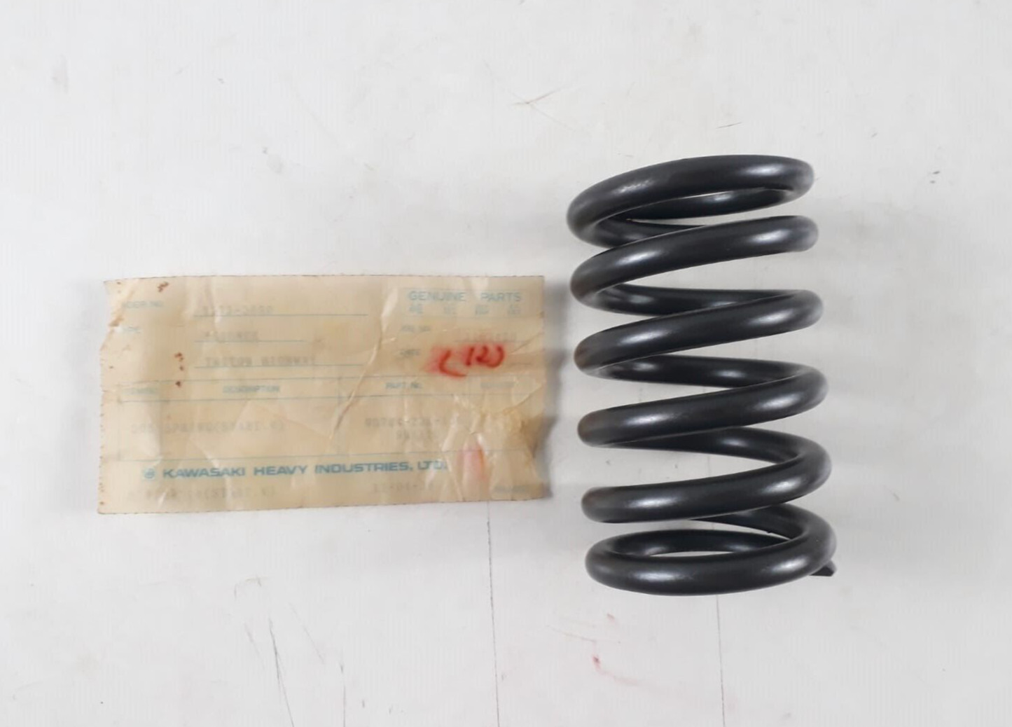 Spring (Start.V) P/N 90704-22K-136 966110 For Kawasaki 8S60MCE
