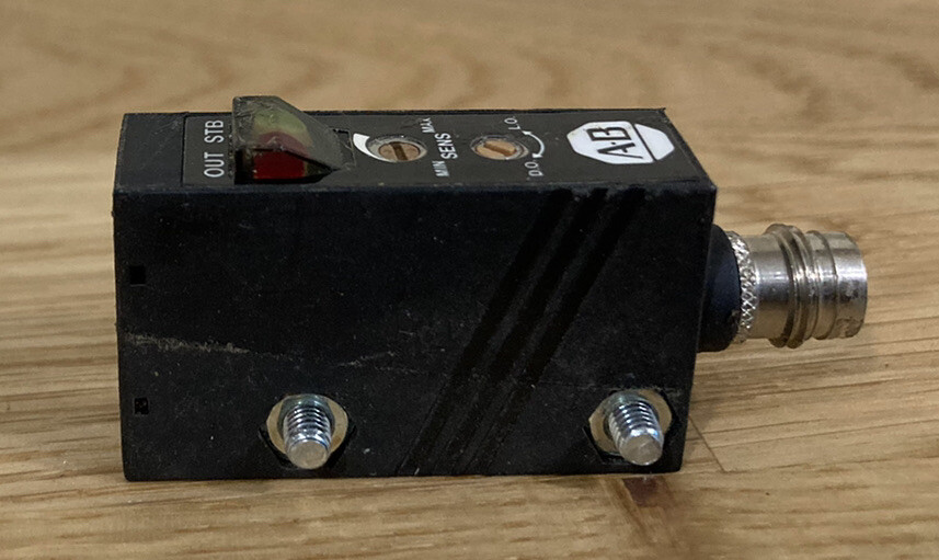ALLEN BRADLEY 42KC-P2LPEM-P4 / 42KCP2LPEMP4 (USED)