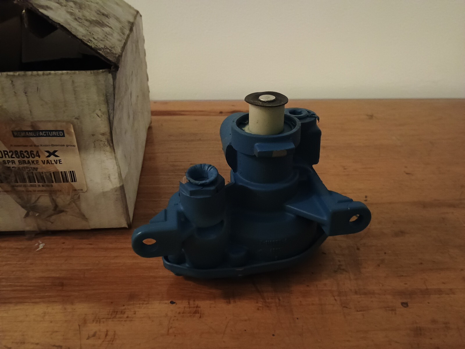 Reman BENDIX, OR286364X, SPRING BRAKE VALVE, SR-1, CORELESS VALVE, 1/4″ PORT