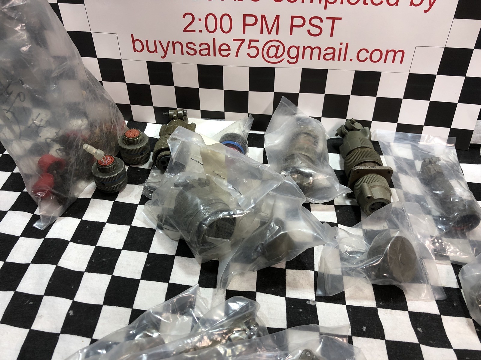 Miscellaneous Amphenol PT06A-22-55S, MS3100R18-11S, #BOX 13 “F10”