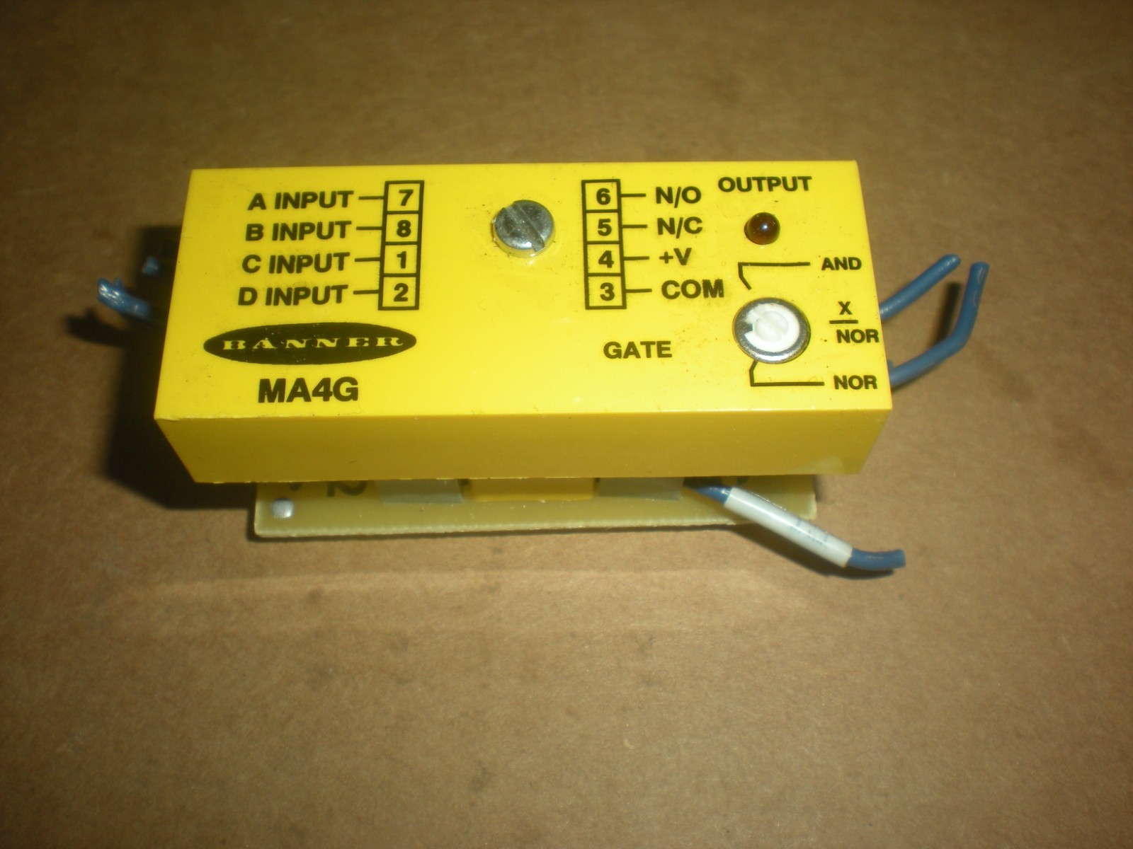 Banner MA4G Micro-Amp Logic Module -Used