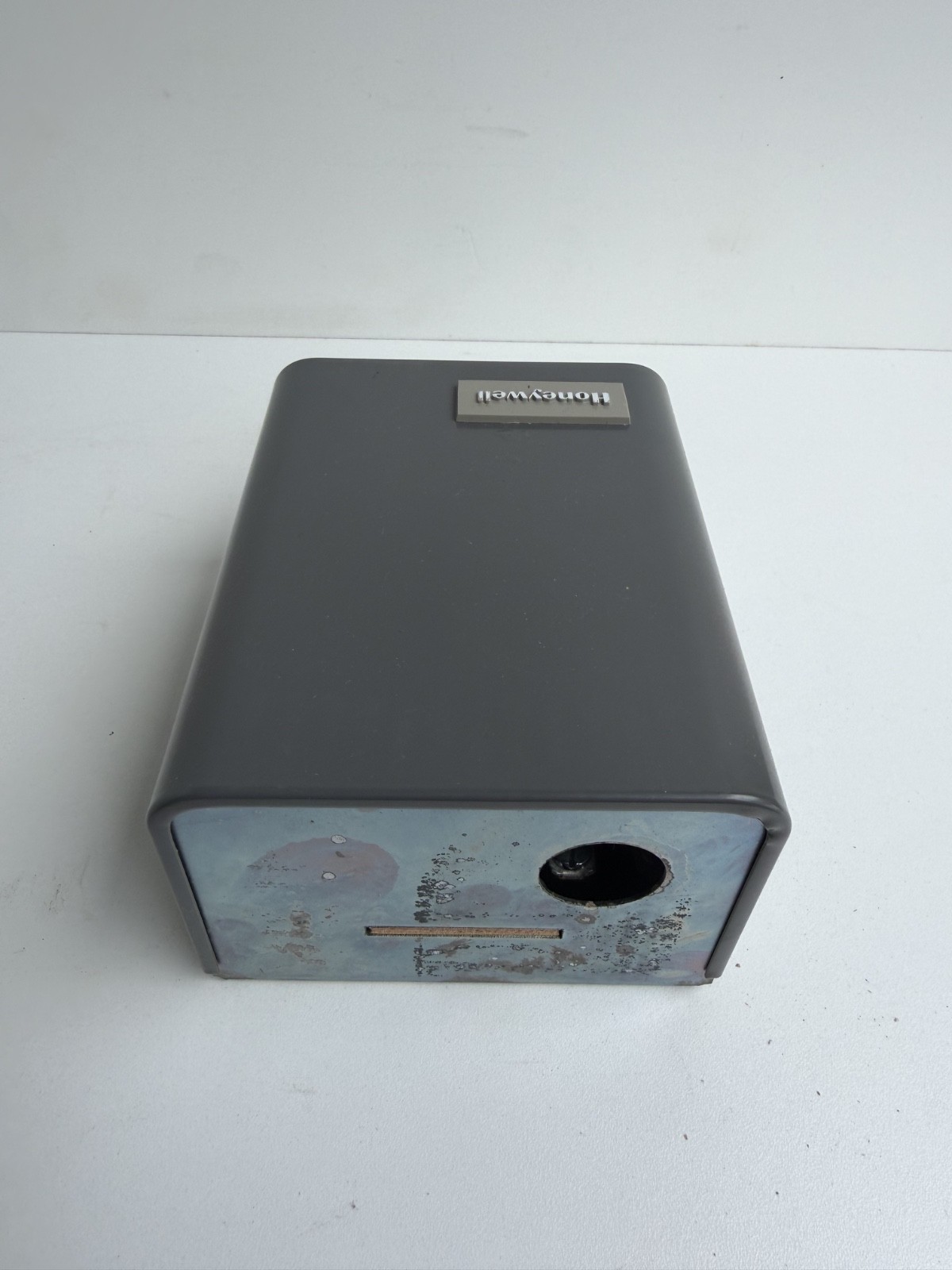 Honeywell RA832A1066 Hydronic Switching Relay 24 120V DPST NOS