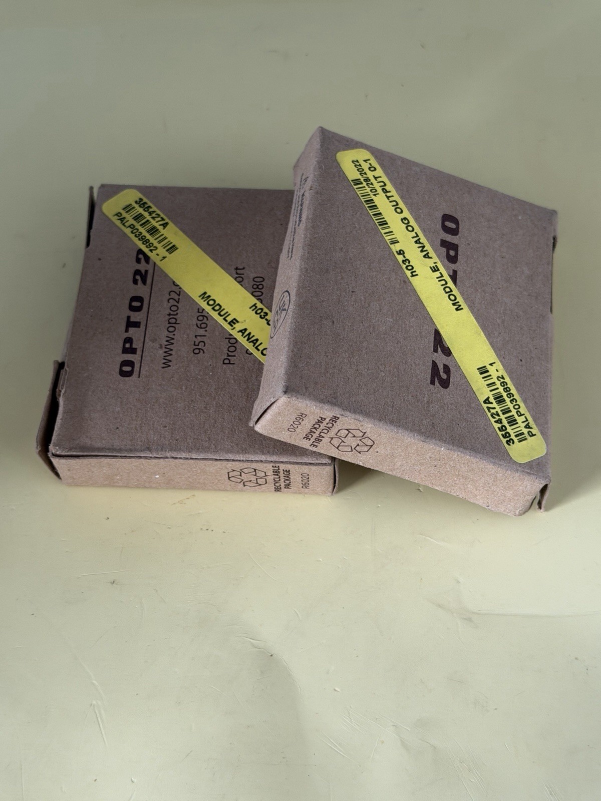 Lot Of 2. Opto 22 DA5 Output Module