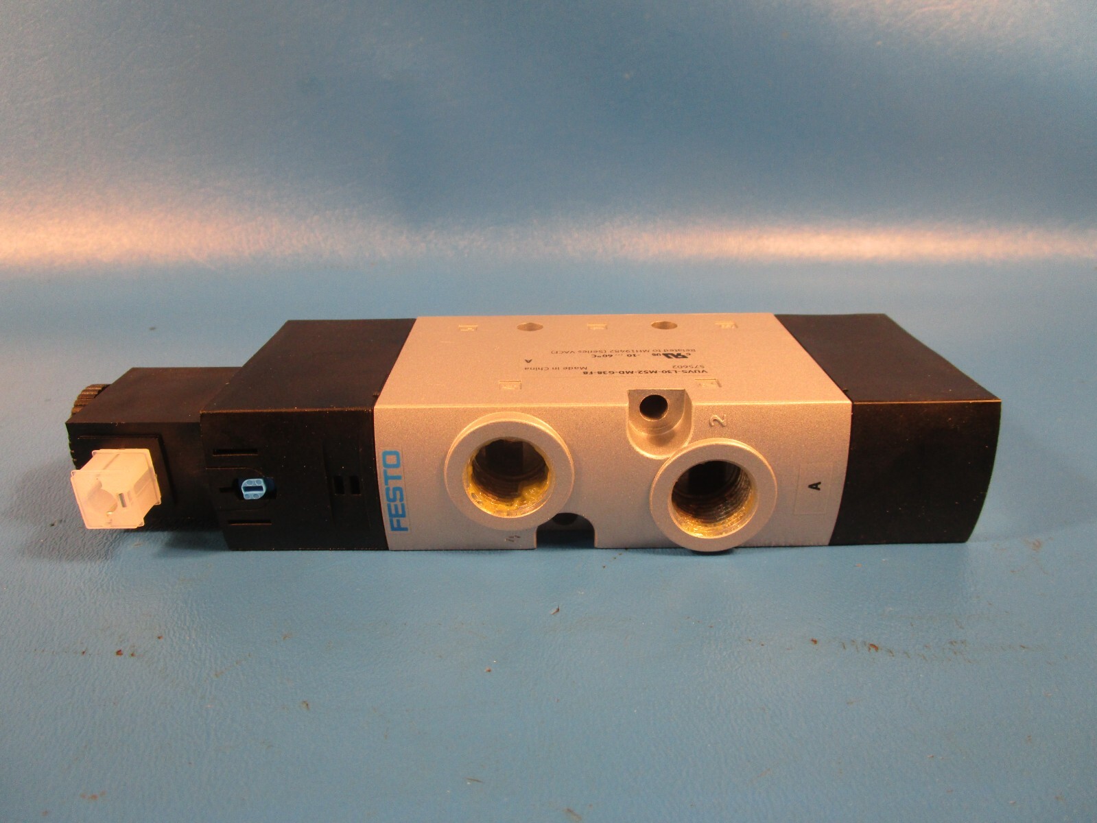 FESTO VUVS-L30-M52-MD-G38-F8-1C1, 575604 Solenoid Valve