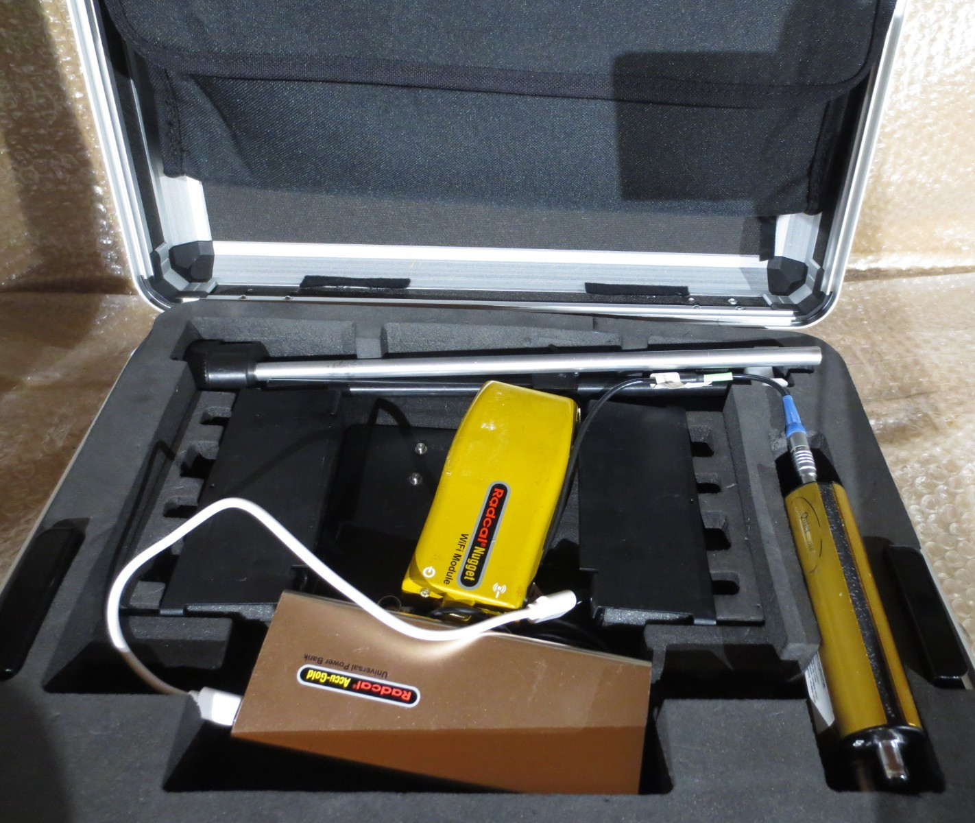 Radcal Accu-Gold+Digitizer Module+Radcal Accu-Gold Universal Power Bank