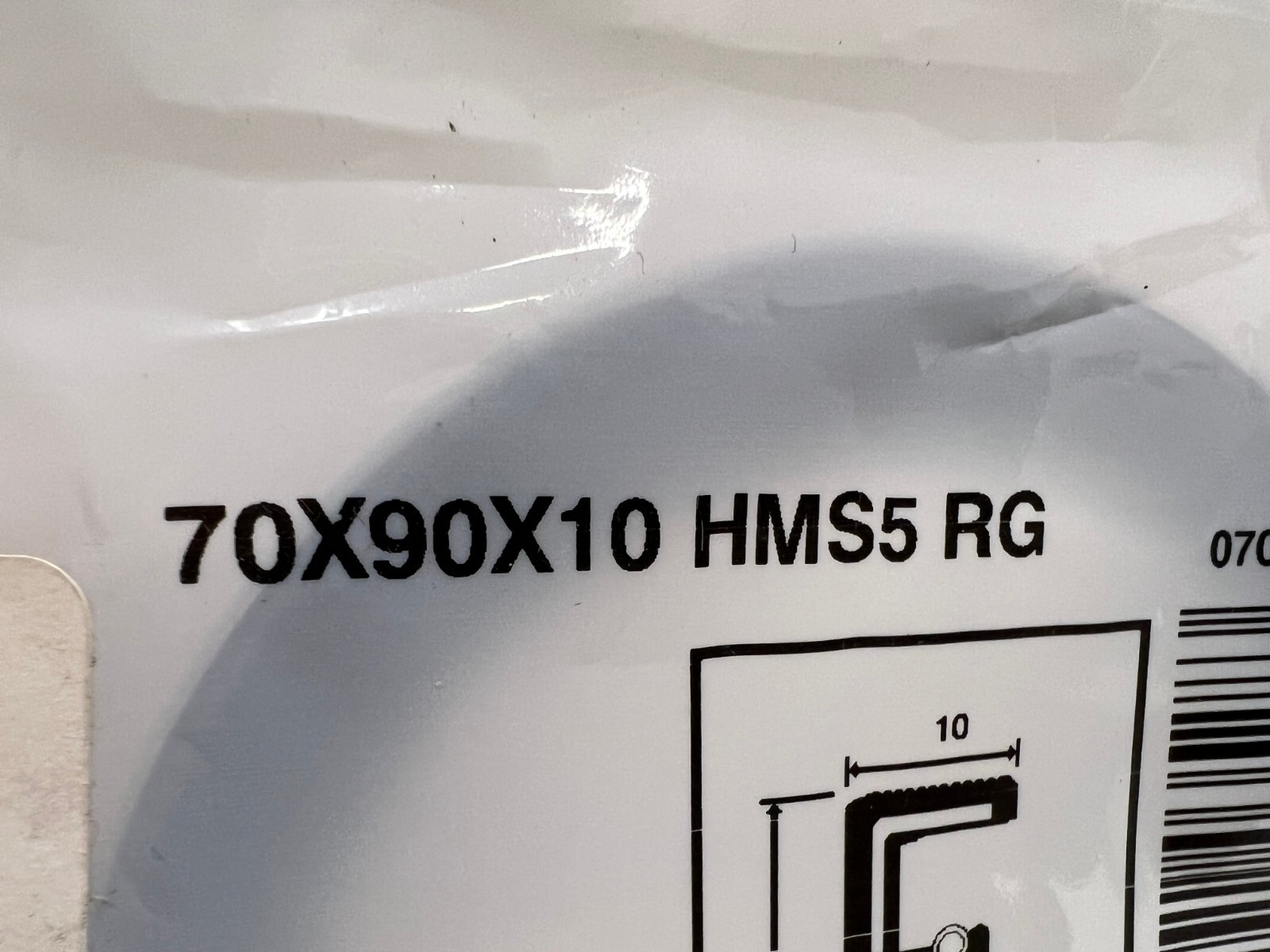 LOT OF (2) NEW OLD STOCK! SKF RADIAL SHAFT SEALS 70X90X10-HMS5-RG