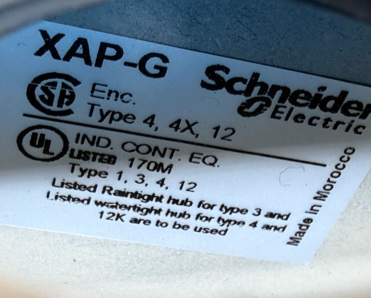 Schneider Electric XAPG19501 Harmony Control Station Enclosure Push Button Box
