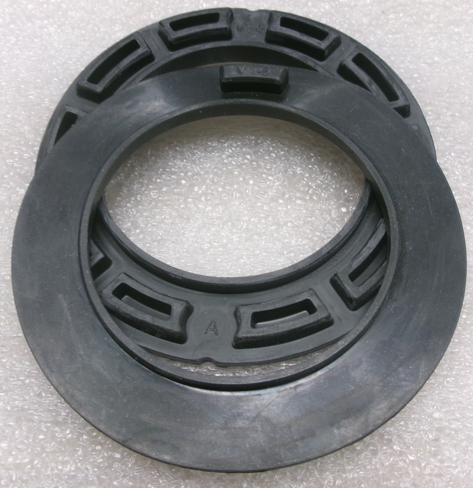 Husqvarna 584 43 79 & 584 43 80 Lining Bearing Housing K770 / K1270 #749P