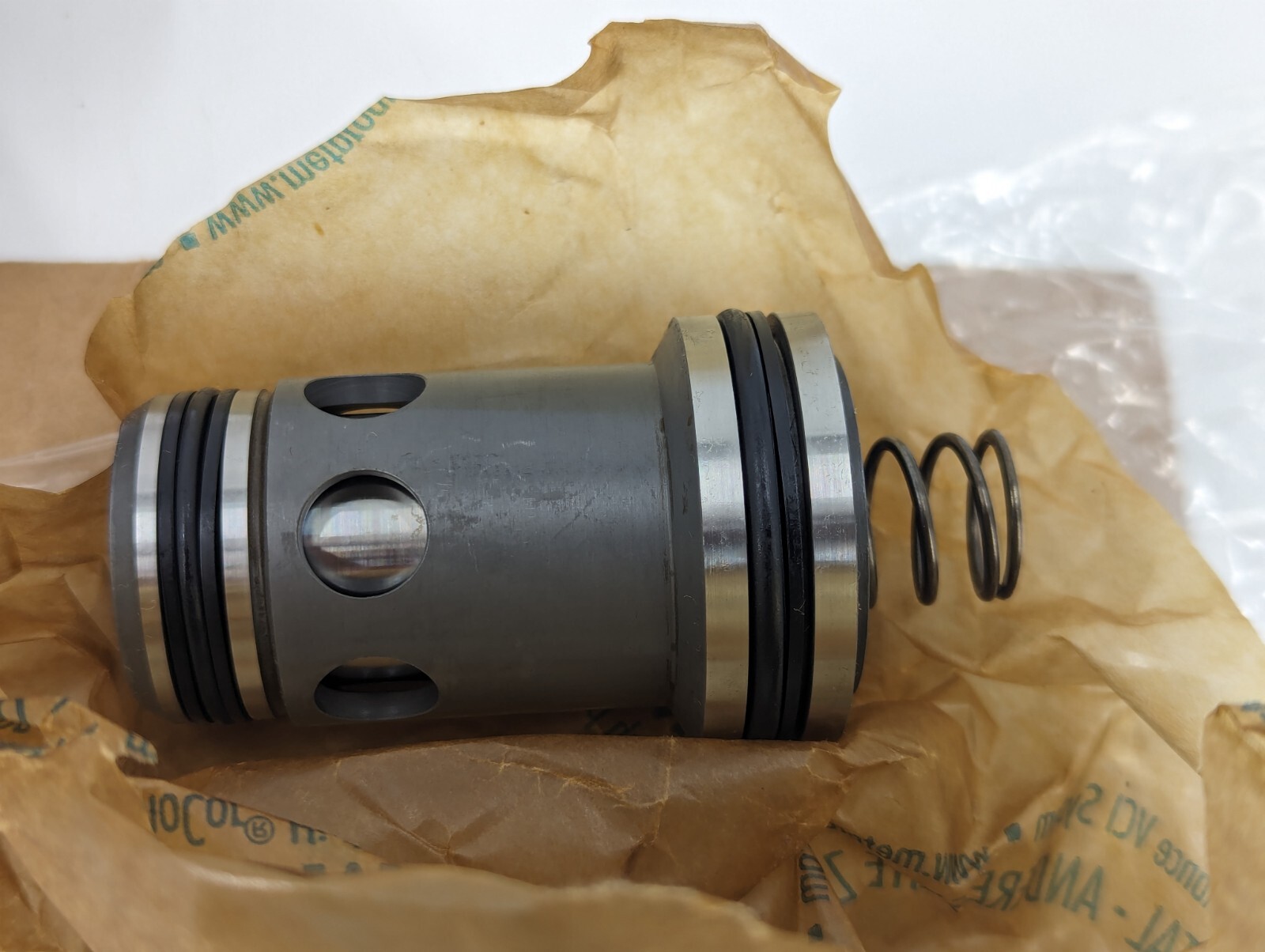 Eaton Vickers CVI 25 D10 L 50 847AN00005A Design Slip-In Cartridge Valve