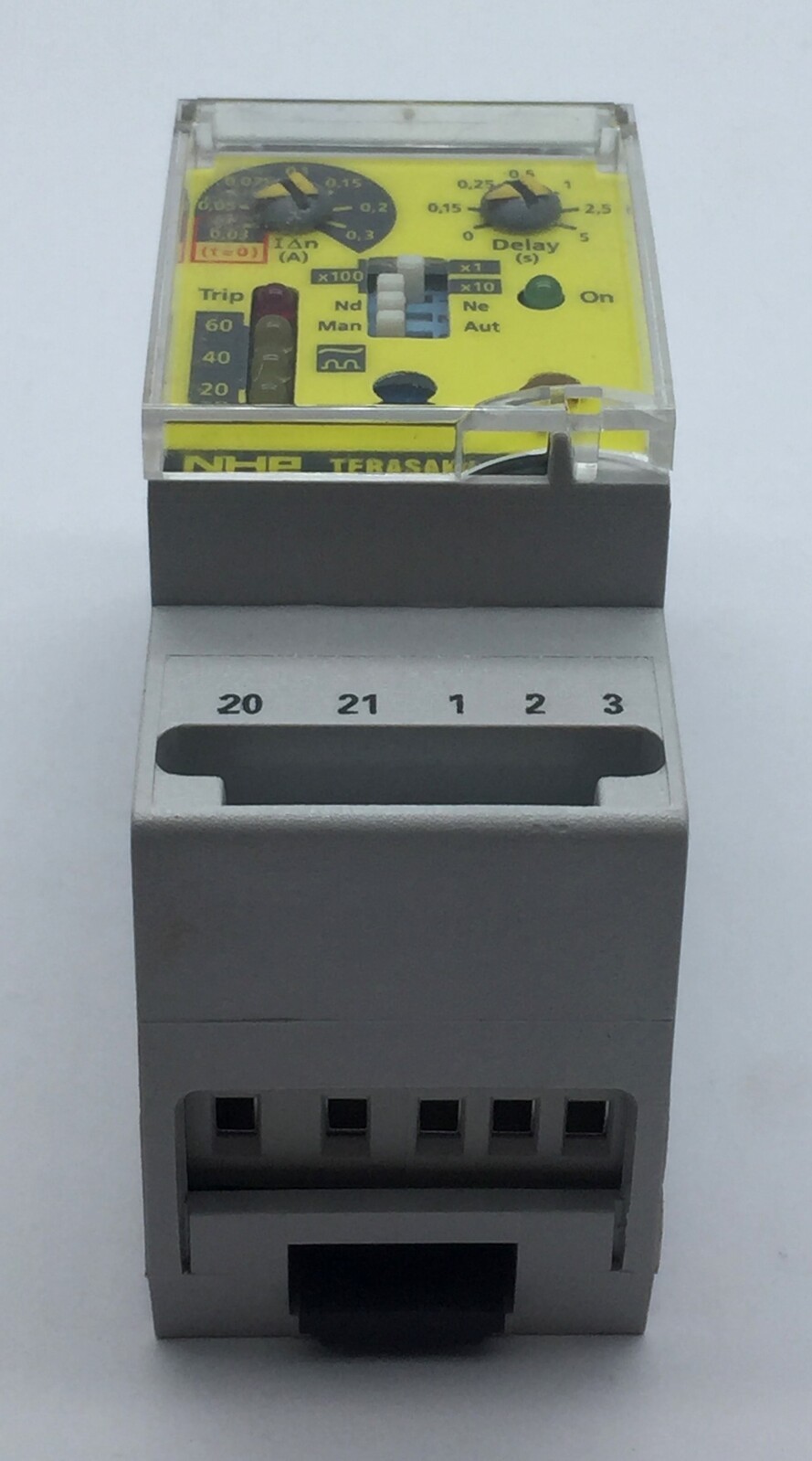 NHP Terasaki D2-S RD3AF11BN Earth Leakage Relay Delta Din 2P 30A 24V IME USED